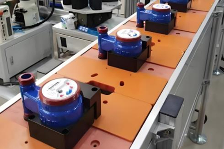 無(wú)線遠(yuǎn)傳水表能徹底解決農(nóng)村水改難題嗎?